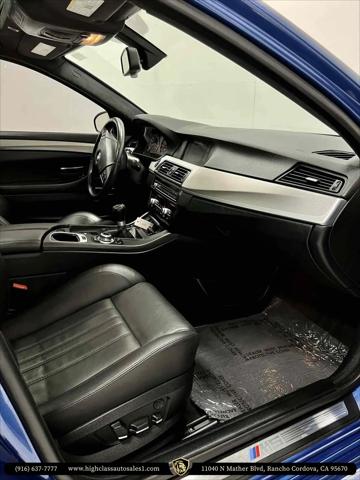 2013 BMW M5 Standard