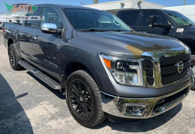 2019 Nissan TITAN SL