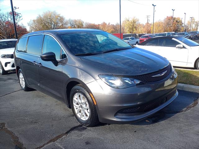 2022 Chrysler Voyager LX 2022 Chrysler Voyager LX