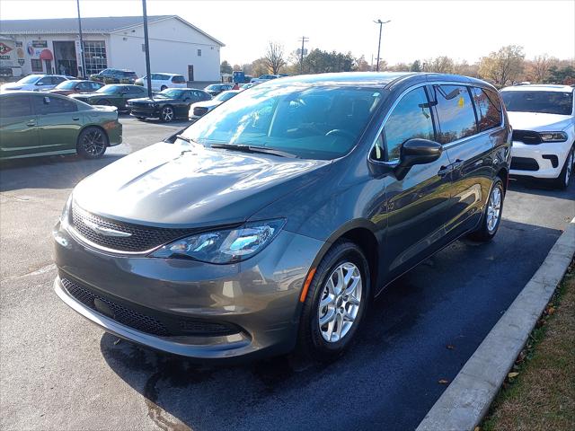 2022 Chrysler Voyager LX 2022 Chrysler Voyager LX