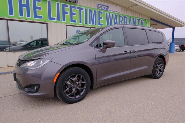 2019 Chrysler Pacifica Touring L Plus