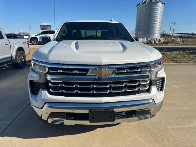 2022 Chevrolet Silverado 1500 4WD Crew Cab Short Bed LTZ