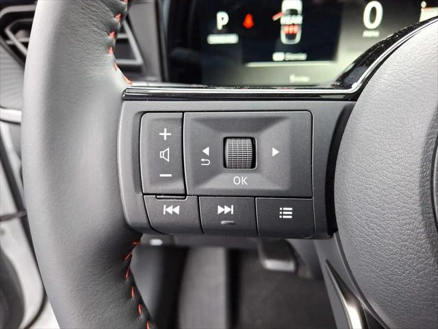 2025 Nissan Kicks SR Intelligent AWD