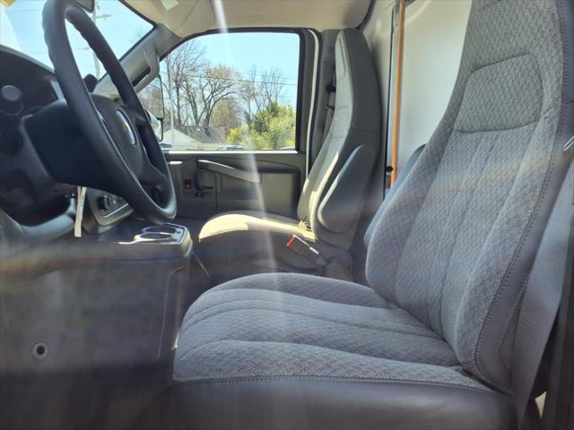 2025 Chevrolet Express Cutaway Work Van