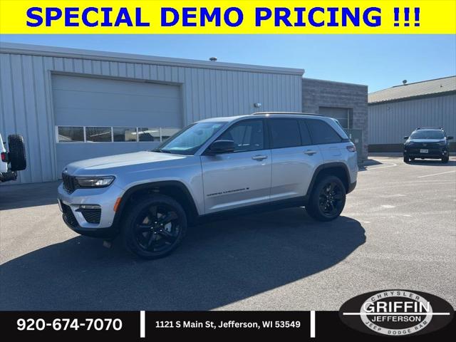 2025 Jeep Grand Cherokee GRAND CHEROKEE LIMITED 4X4