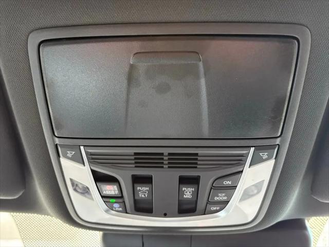 2025 Acura RDX Standard
