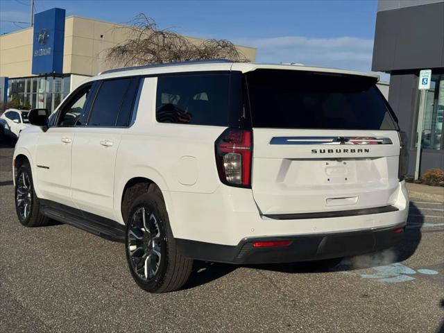 2023 Chevrolet Suburban 4WD LS