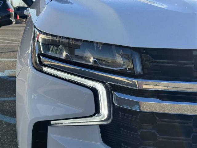 2023 Chevrolet Suburban 4WD LS