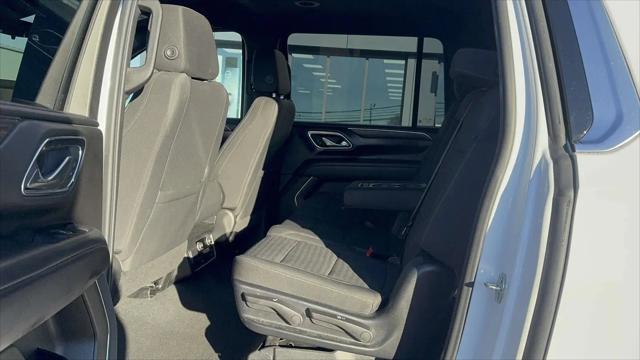2023 Chevrolet Suburban 4WD LS