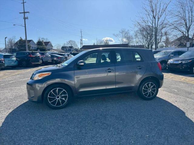 2009 Scion xD Base