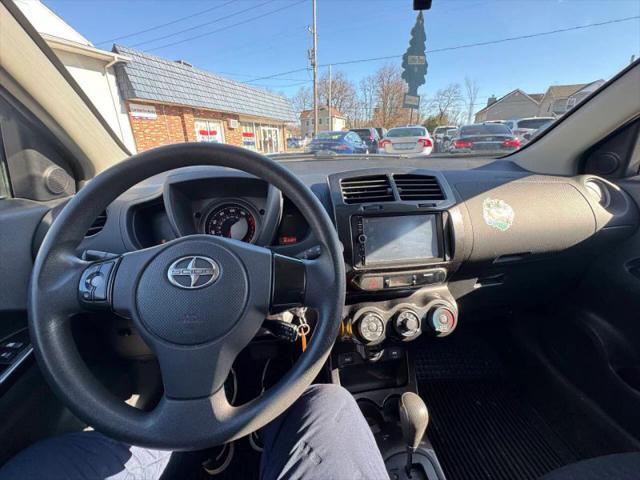 2009 Scion xD Base