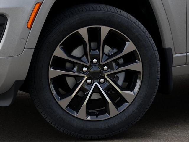 2025 Jeep Grand Cherokee Overland 4x4