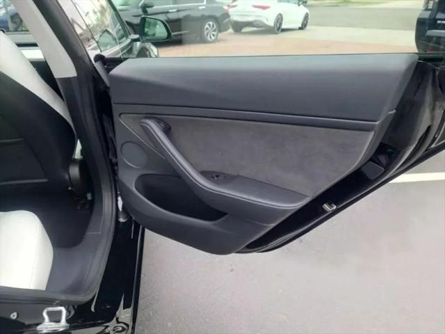 2022 Tesla Model 3 Rear-Wheel Drive