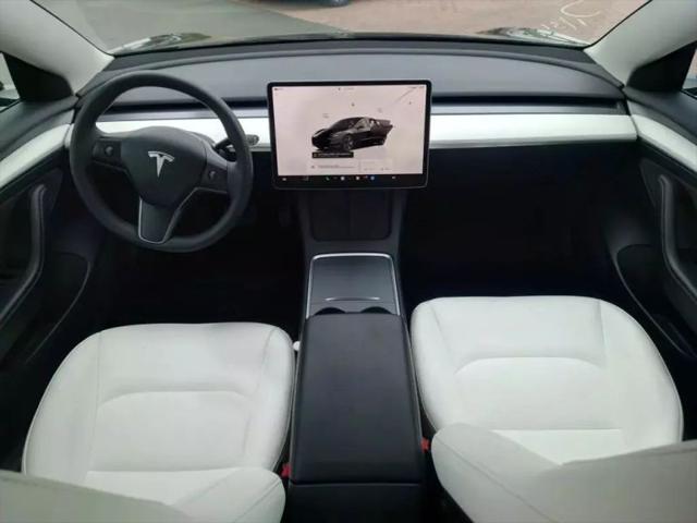 2022 Tesla Model 3 Rear-Wheel Drive