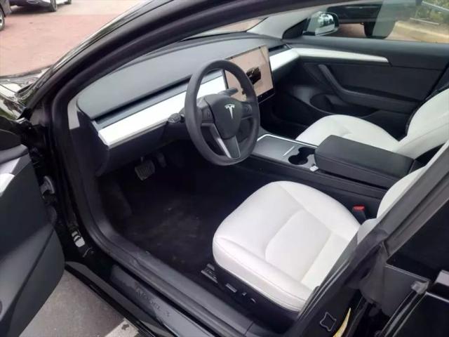 2022 Tesla Model 3 Rear-Wheel Drive