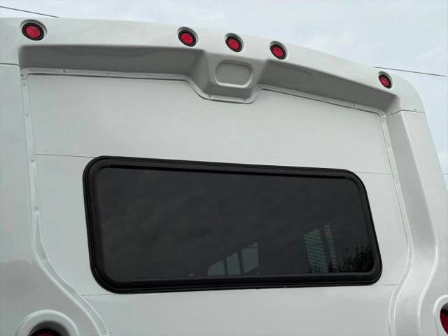 2014 Chevrolet Express Cutaway 3500 Diesel
