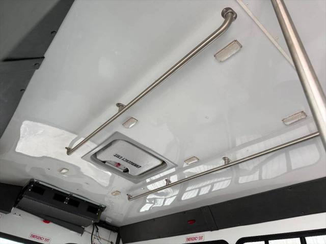 2014 Chevrolet Express Cutaway 3500 Diesel