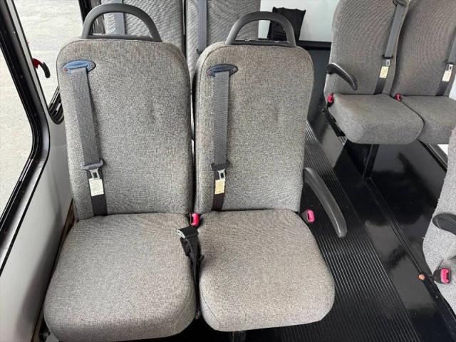 2014 Chevrolet Express Cutaway 3500 Diesel