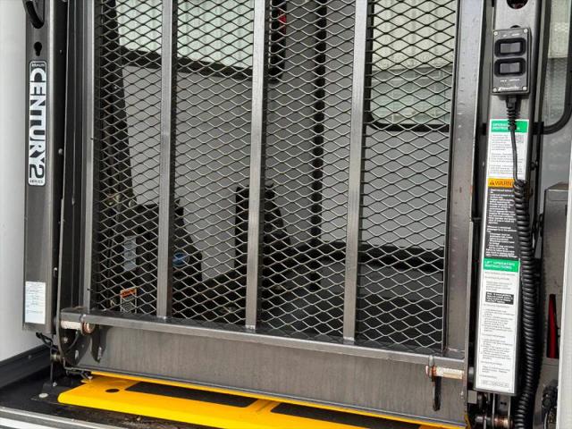 2014 Chevrolet Express Cutaway 3500 Diesel