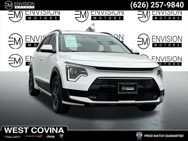 2023 Kia Niro SX