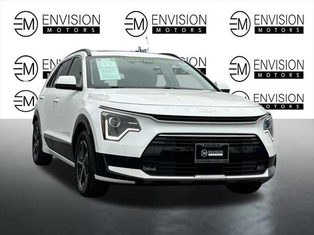 2023 Kia Niro SX