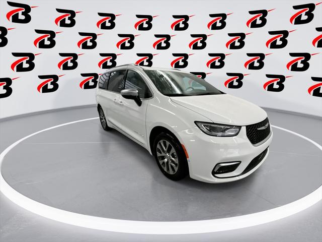 2025 Chrysler Pacifica Hybrid PACIFICA PLUG-IN HYBRID PINNACLE