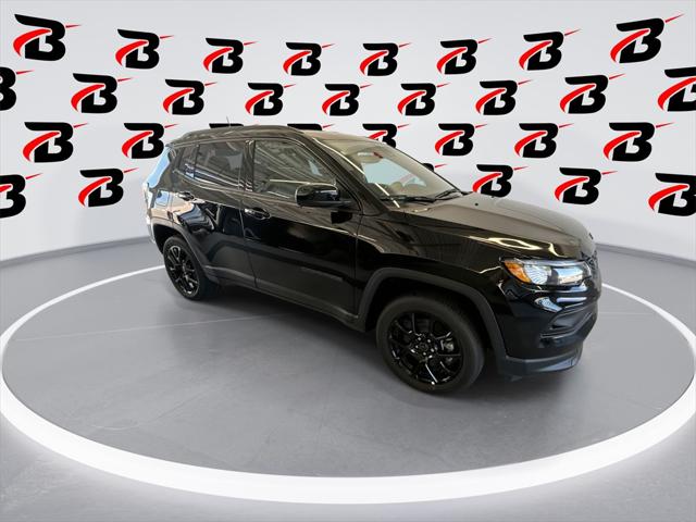2025 Jeep Compass COMPASS LATITUDE 4X4