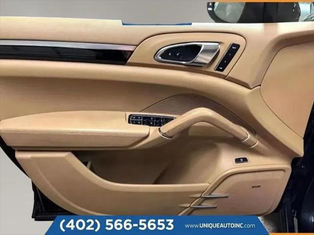2017 Porsche Cayenne E-Hybrid S