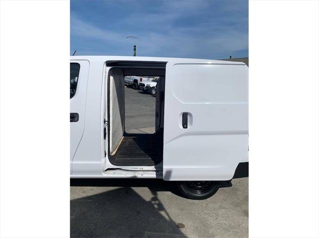 2019 Nissan NV200 S