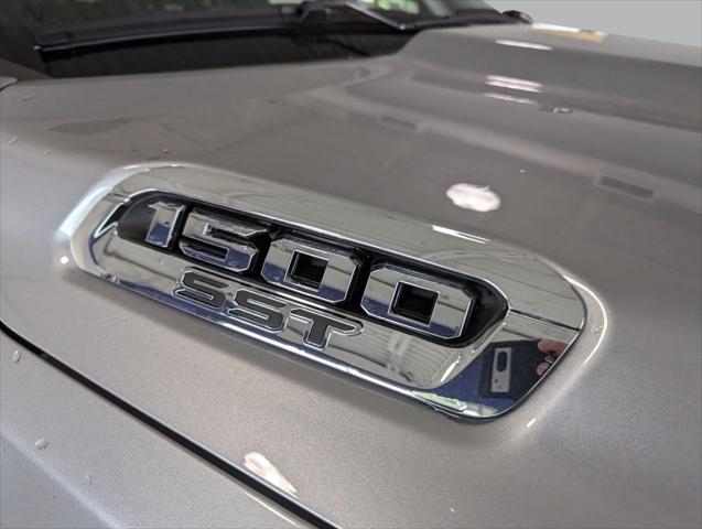 2025 RAM Ram 1500 RAM 1500 BIG HORN QUAD CAB 4X4 64 BOX