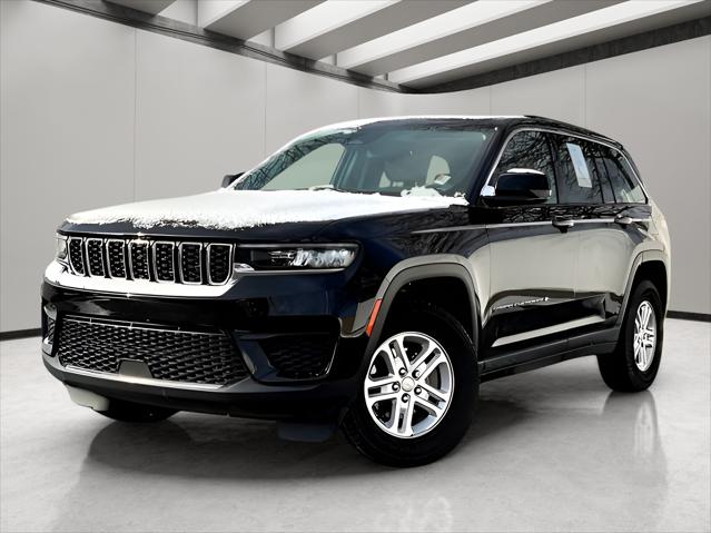 2023 Jeep Grand Cherokee Laredo 4x4