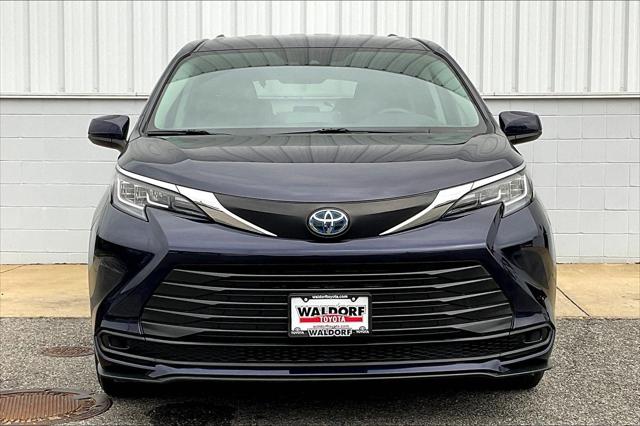2021 Toyota Sienna LE
