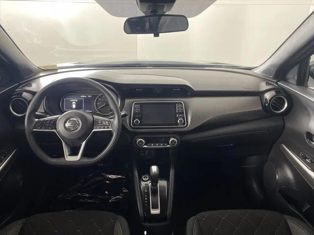 2020 Nissan Kicks SV Xtronic CVT