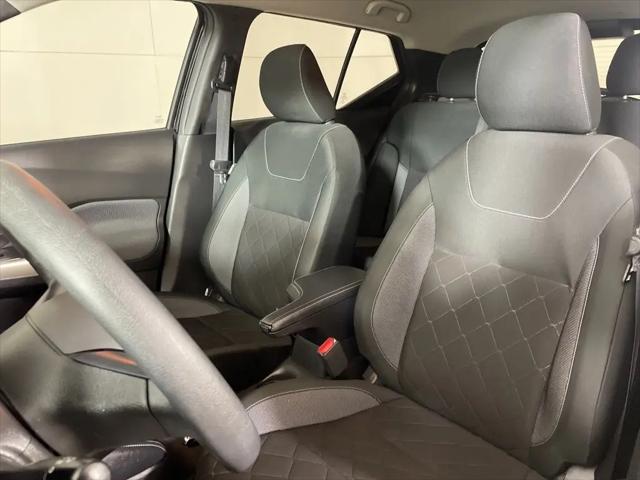 2020 Nissan Kicks SV Xtronic CVT