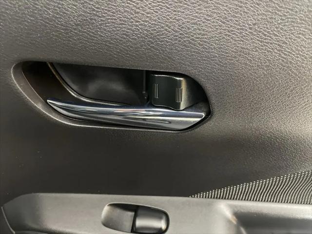 2020 Nissan Kicks SV Xtronic CVT