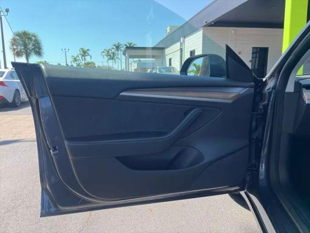 2022 Tesla Model 3 Performance Dual Motor All-Wheel Drive