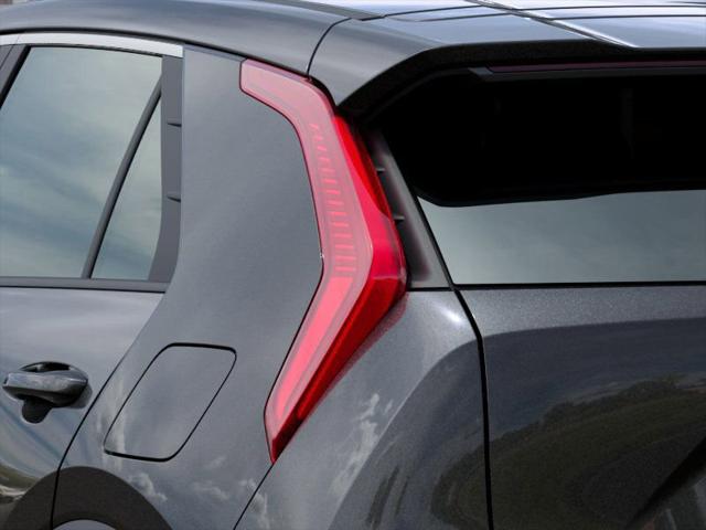 2025 Kia Niro LX