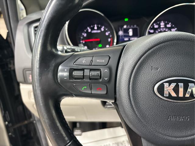 Used 2017 Kia Sedona For Sale in Wilmington, OH