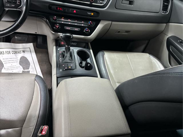 Used 2017 Kia Sedona For Sale in Wilmington, OH