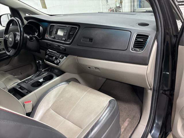 Used 2017 Kia Sedona For Sale in Wilmington, OH