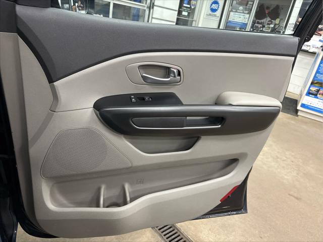 Used 2017 Kia Sedona For Sale in Wilmington, OH