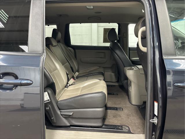 Used 2017 Kia Sedona For Sale in Wilmington, OH
