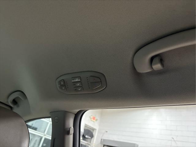 Used 2017 Kia Sedona For Sale in Wilmington, OH