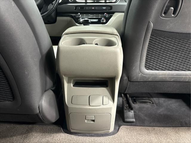 Used 2017 Kia Sedona For Sale in Wilmington, OH
