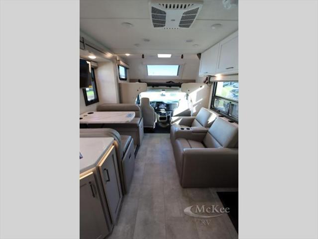 2026 Ford E-450 Cutaway Unknown