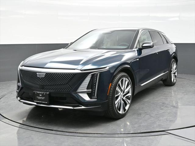 2025 Cadillac iQ Luxury w/1SE