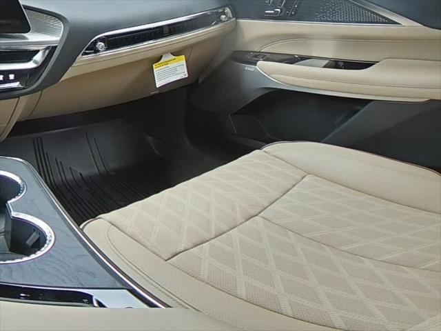 2025 Cadillac iQ Luxury w/1SE