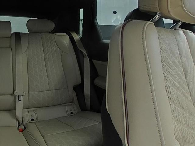 2025 Cadillac iQ Luxury w/1SE