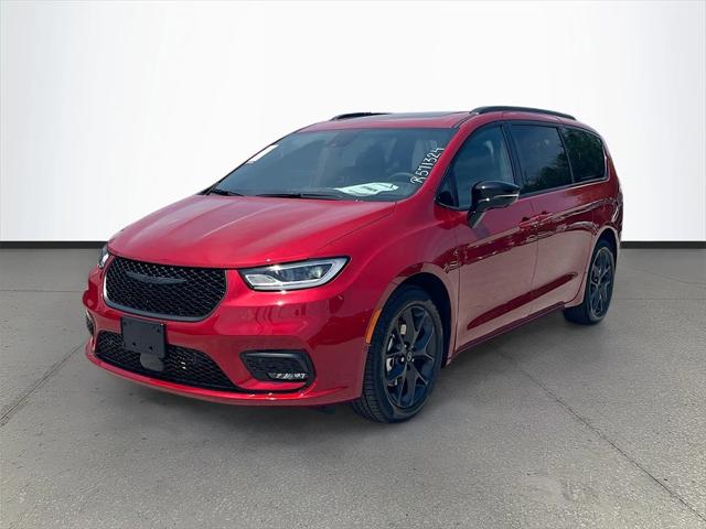 2025 Chrysler Pacifica PACIFICA LIMITED