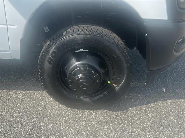 2025 RAM Ram 3500 Chassis Cab RAM 3500 TRADESMAN CREW CAB CHASSIS 4X4 60 CA